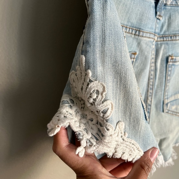 Mossimo High Waisted Short Short Jean Cut Off Shorts Lace Side Detail - Picture 5 of 5